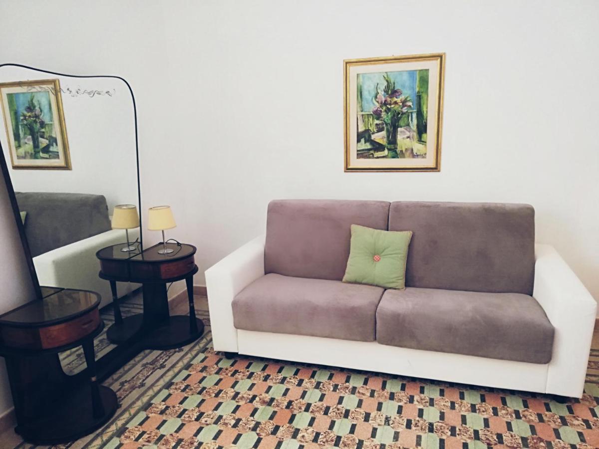 Dimora De Rossi Apartman Bari Kültér fotó