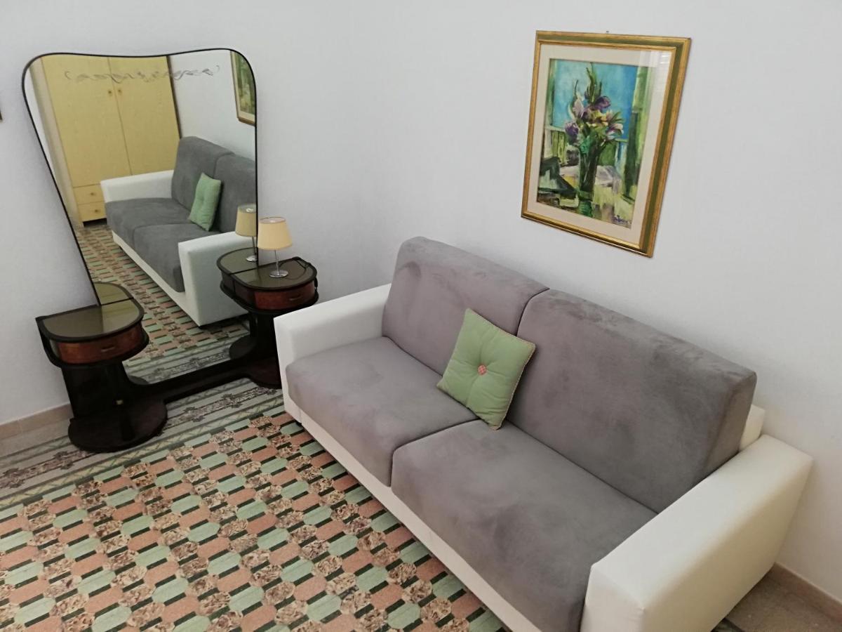 Dimora De Rossi Apartman Bari Kültér fotó